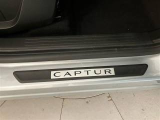RENAULT Captur usata 26