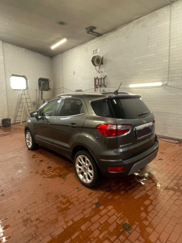 FORD EcoSport usata, con USB