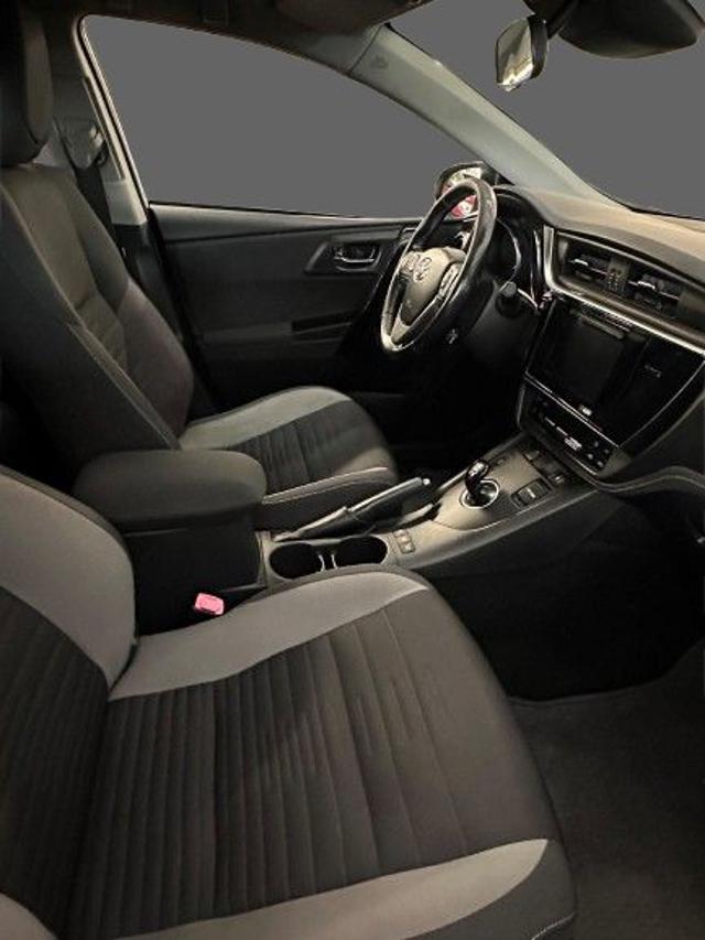 TOYOTA Auris usata, con Airbag laterali