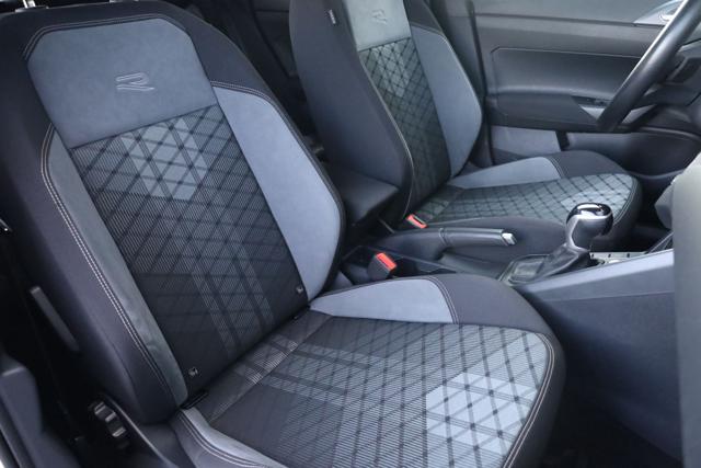 VOLKSWAGEN Taigo usata, con Sedile posteriore sdoppiato