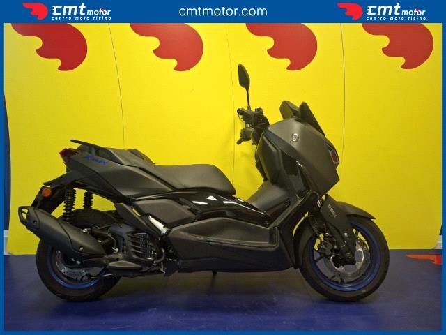 YAMAHA X-Max 125 usata 0