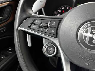 ALFA ROMEO Stelvio usata, con Bluetooth