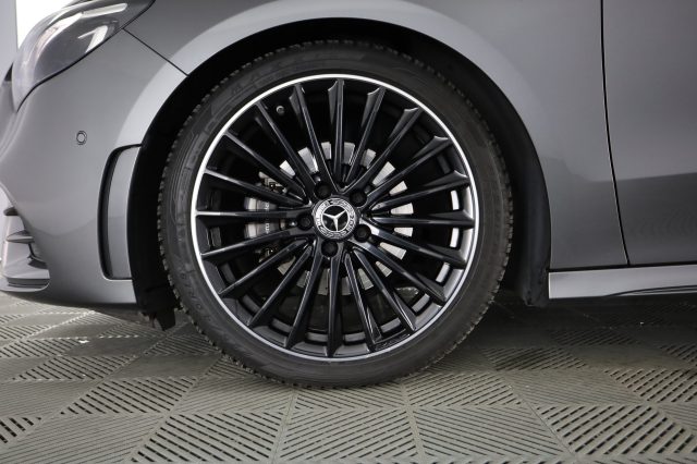 MERCEDES-BENZ CLA usata 8