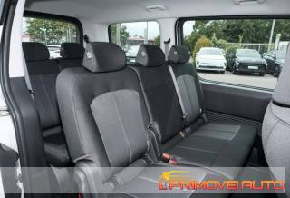 HYUNDAI Staria usata, con Autoradio