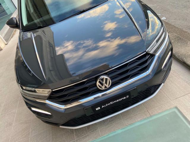 VOLKSWAGEN T-Roc usata, con USB