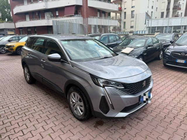 PEUGEOT 5008 usata, con Airbag laterali