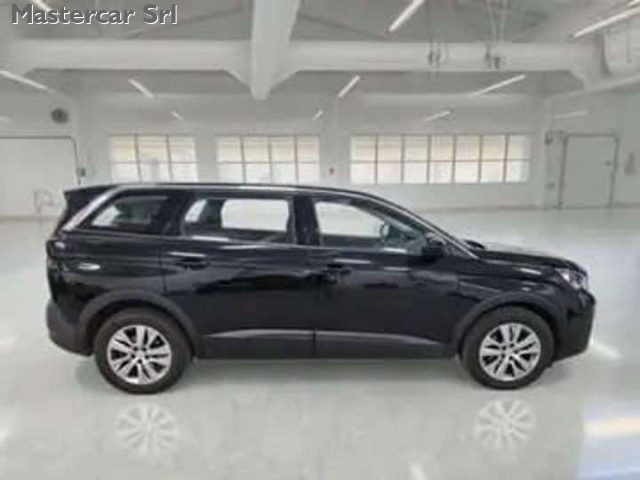 PEUGEOT 5008 usata, con Alzacristalli elettrici