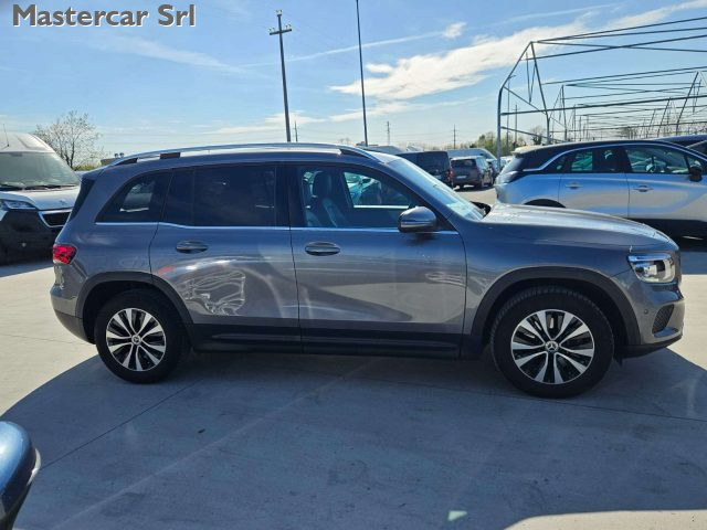 MERCEDES-BENZ GLB 200 usata 6
