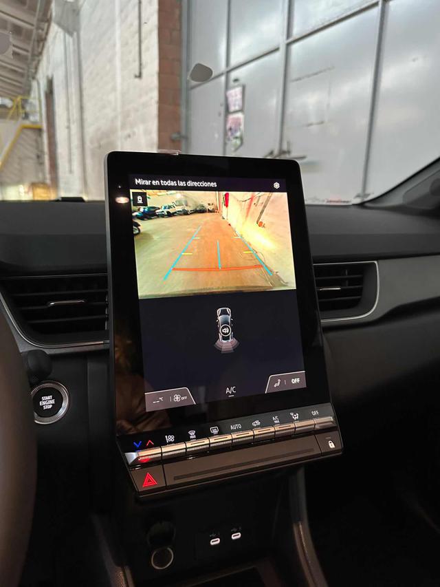 RENAULT Captur usata, con Park Distance Control