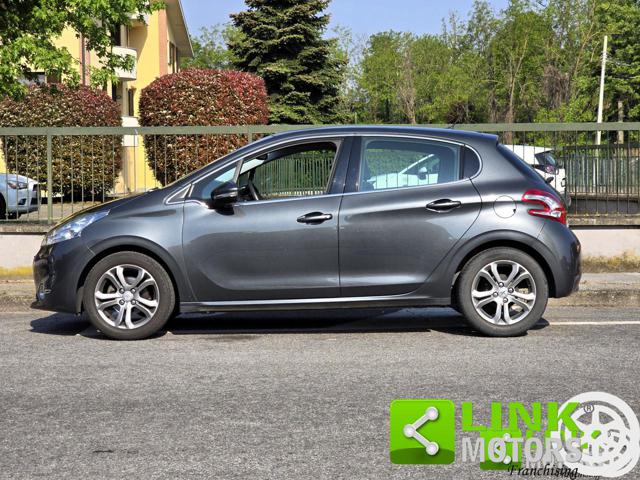 PEUGEOT 208 usata, con Airbag