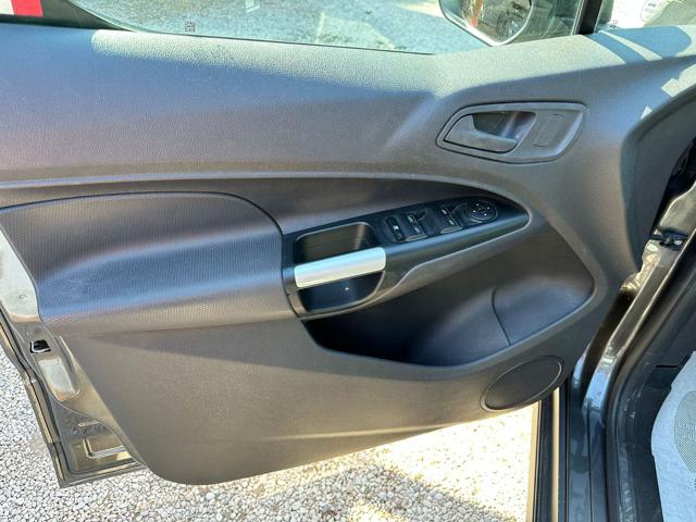 FORD Tourneo Connect usata, con USB