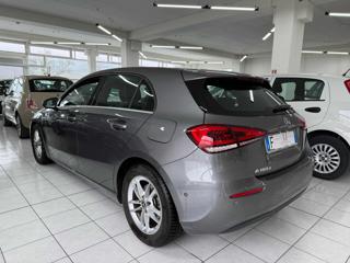 MERCEDES-BENZ A 180 usata, con Chiusura centralizzata