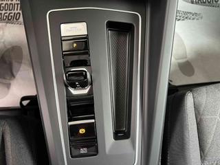 VOLKSWAGEN Golf usata, con Boardcomputer