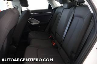 AUDI Q3 usata, con Sensori di parcheggio anteriori
