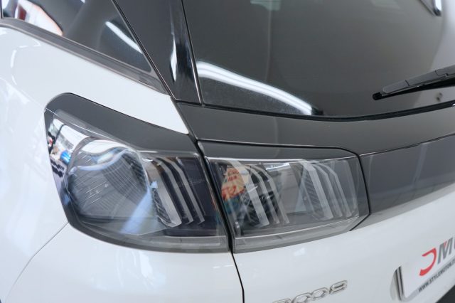 PEUGEOT 3008 usata 27