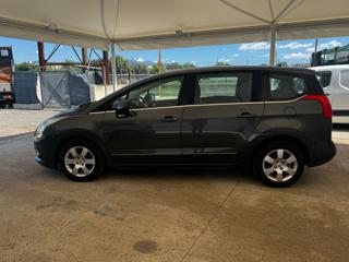 PEUGEOT 5008 usata, con Airbag laterali