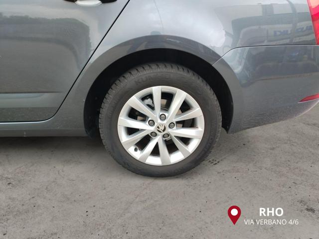 SKODA Octavia usata, con Park Distance Control