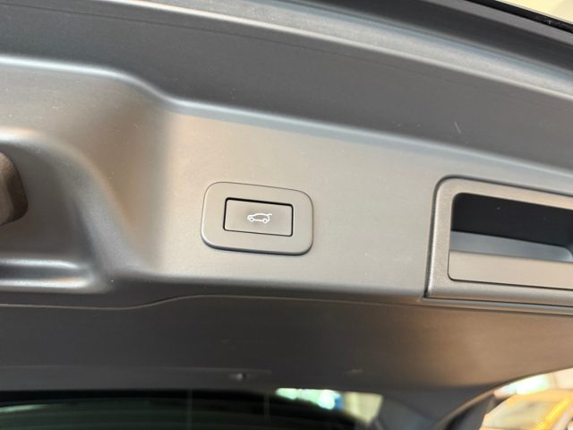 LAND ROVER Range Rover Evoque usata, con Regolazione elettrica sedili