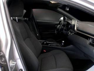 TOYOTA C-HR usata 15