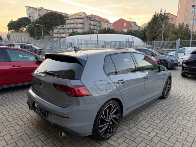 VOLKSWAGEN Golf GTI usata, con Autoradio