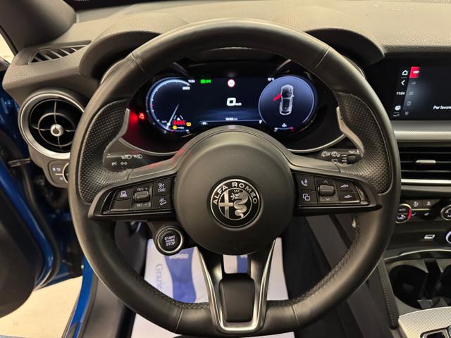 ALFA ROMEO Stelvio usata, con Controllo automatico clima