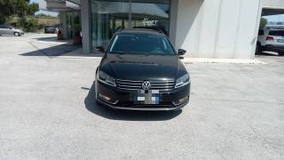 VOLKSWAGEN Passat usata, con Airbag