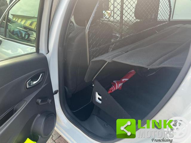 RENAULT Clio usata, con USB
