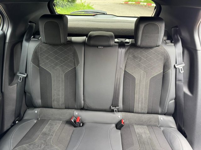 PEUGEOT 2008 usata, con Luci diurne LED