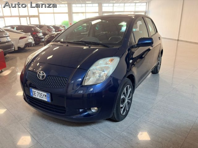 TOYOTA Yaris usata, con Airbag