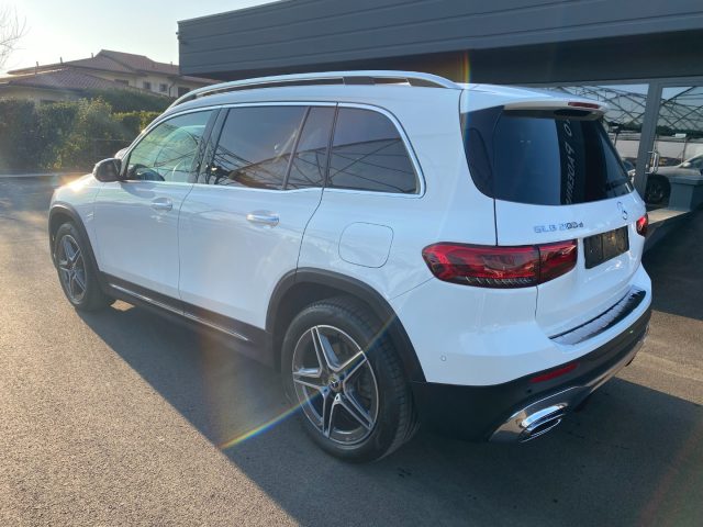 MERCEDES-BENZ GLB 200 usata, con Airbag