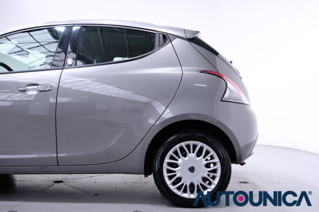 LANCIA Ypsilon usata 36