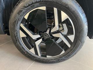PEUGEOT 2008 usata, con Autoradio