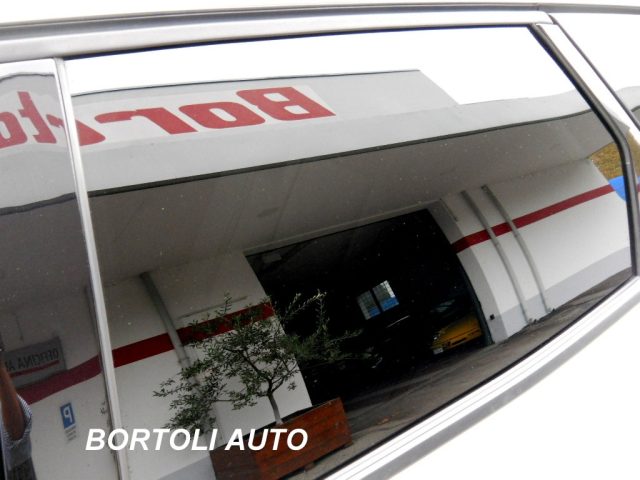 PEUGEOT 3008 usata, con Autoradio digitale