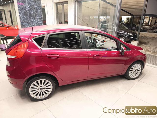 FORD Fiesta usata, con Airbag laterali