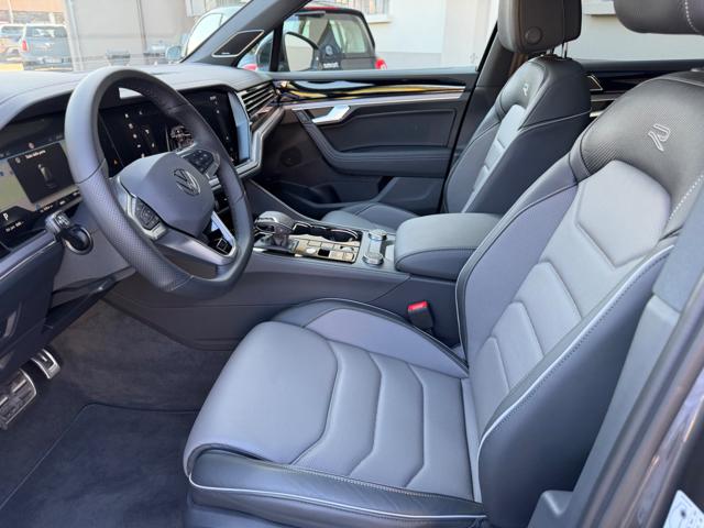 VOLKSWAGEN Touareg usata, con Boardcomputer