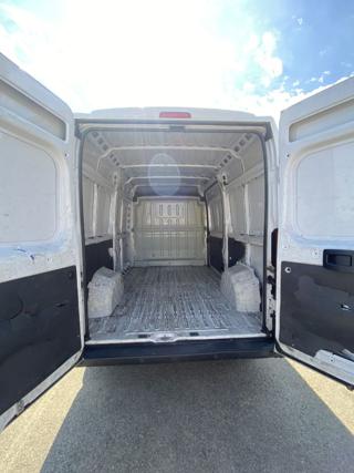 PEUGEOT Boxer usata, con ESP