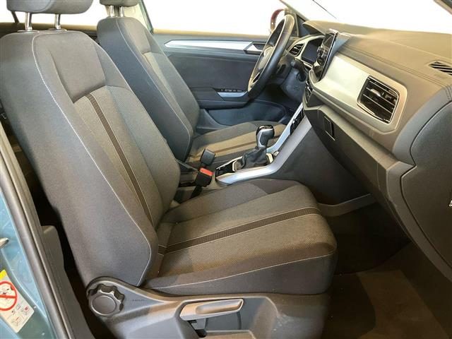 VOLKSWAGEN T-Roc usata, con USB