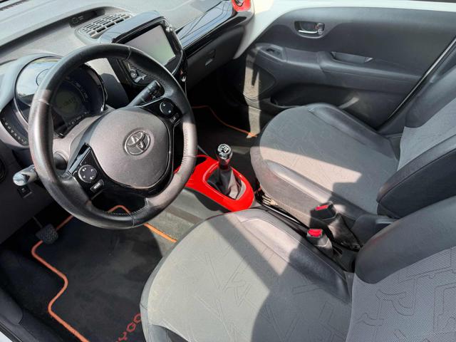 TOYOTA Aygo usata, con Alzacristalli elettrici
