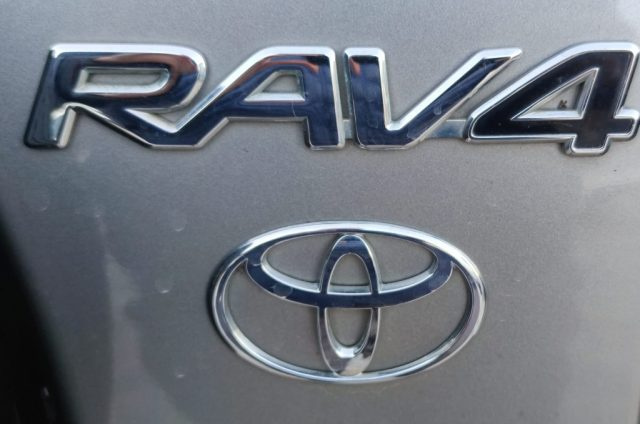TOYOTA RAV 4 MY23 usata, con Climatizzatore