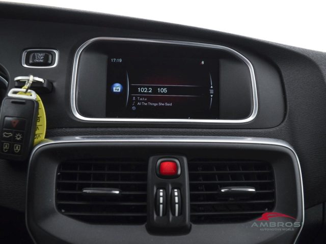 VOLVO V40 usata 13