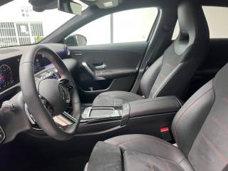 MERCEDES-BENZ A 180 usata, con Tetto panorama