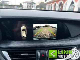 ALFA ROMEO Stelvio usata, con Interni in pelle