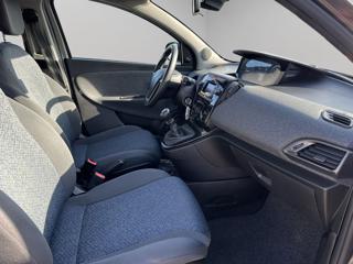 LANCIA Ypsilon usata, con Sedile posteriore sdoppiato