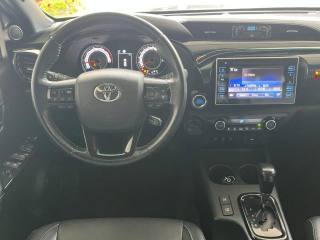 TOYOTA Hilux usata, con Fari LED