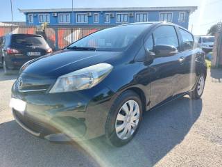 TOYOTA Yaris usata 2