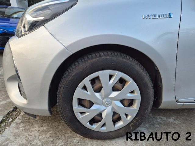 TOYOTA Yaris usata, con Volante in pelle