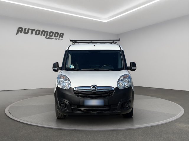 OPEL Combo usata, con Airbag