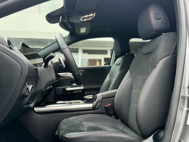MERCEDES-BENZ GLA 200 usata, con Cerchi in lega