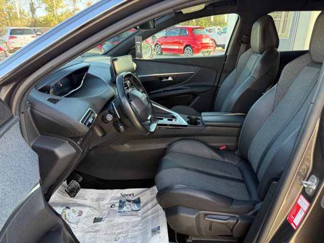 PEUGEOT 3008 usata, con Sensori di parcheggio posteriori