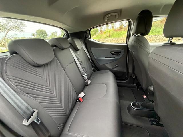 LANCIA Ypsilon usata, con Luci diurne LED